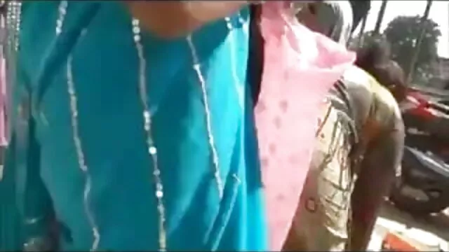 ताजा मांस की तलाश में फुल सेक्सी फिल्म हिंदी में हूडेड पिंप