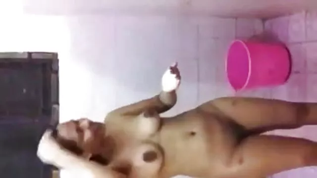 सीधे जॉक झटके से सेक्सी पिक्चर फुल वीडियो में पहले मौखिक रूप से प्रसन्न द्वारा