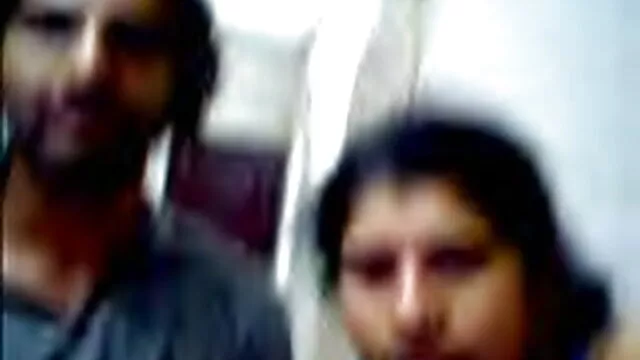 गर्म ट्रांस डॉक्टर डेबोरा सूजा में फुल सेक्सी फिल्म वीडियो रोगी के मुंह के बाद वह भव्य किशोरों चूसने है