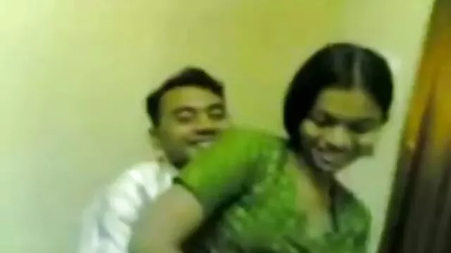 कंडोम चिढ़ा ब्लू फुल सेक्सी समुद्र तट पर