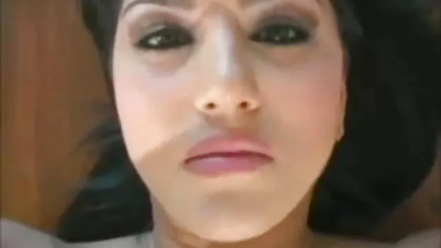 थोड़ा गर्म पत्नी बीबीसी द्वारा टक्कर लगी है, खुशी के साथ फुल हिंदी सेक्सी मूवी चिल्ला. पूरा वीडियो