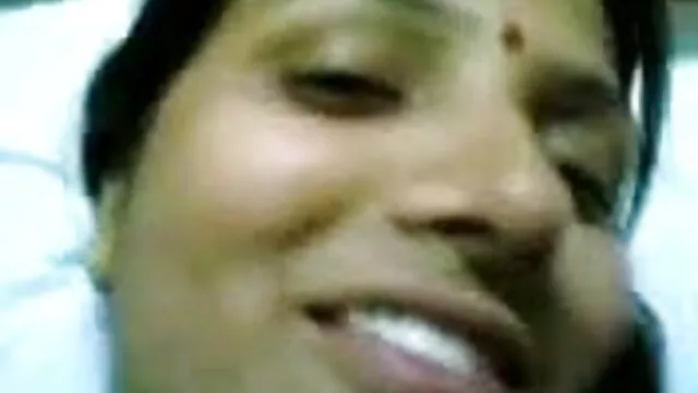 प्रेमिका, 2 के साथ फुल हिंदी सेक्सी लाल पैर की उंगलियों और विशाल सह शॉट