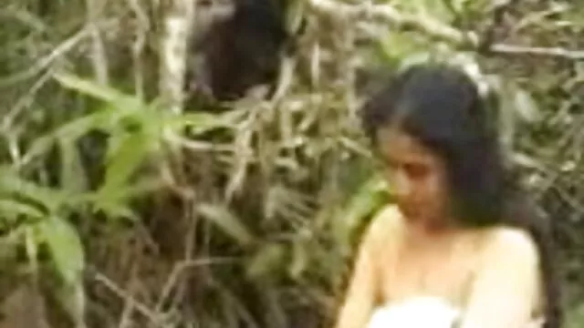 उत्तम दर्जे का बड़े स्तन, बेवकूफ बंद में टोपी दस्ताने नाइलन के मोज़े और फुल एचडी सेक्सी फिल्म ऊँची एड़ी के जूते