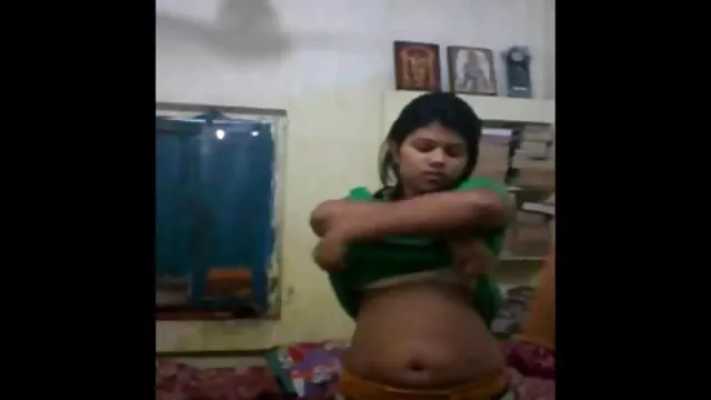 जैसे ही हिंदी में फुल सेक्सी मूवी मेरी उंगलियां अंदर होती हैं