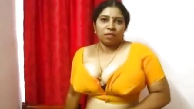 मेरी पत्नी ने योग और संभोग का अभ्यास किया हिंदी सेक्सी मूवी फुल एचडी ।