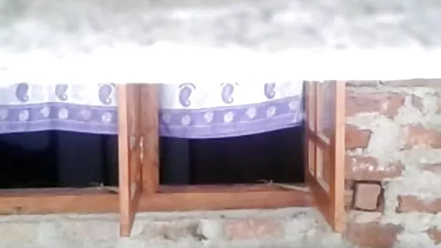 सुंदर लड़की एक सेक्सी मूवी फुल हद में dildo सवारी