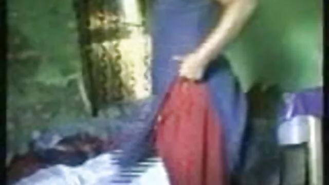 Трахаю шлюшку с сайта सींग का बना-एक com, пока फुल ब्लू सेक्सी वीडियो её родителей нет дома