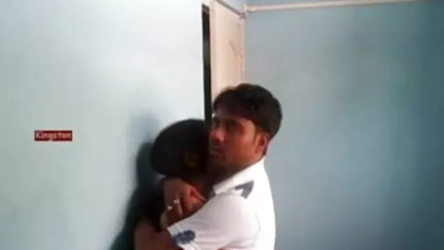 Pegas-Elle S'AMUSE avant सेक्सी फिल्म फुल हिंदी में le डिनर!