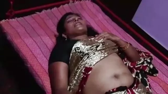 गोथिक बिल्ली का बच्चा विश्राम हिंदी में फुल सेक्सी फिल्म का समय